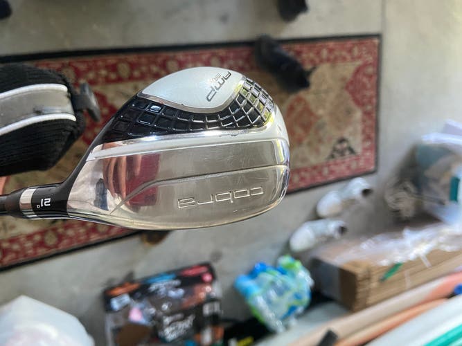 Right Handed Stiff Flex Cobra Amp Cell 4 Hybrid 21 Degree