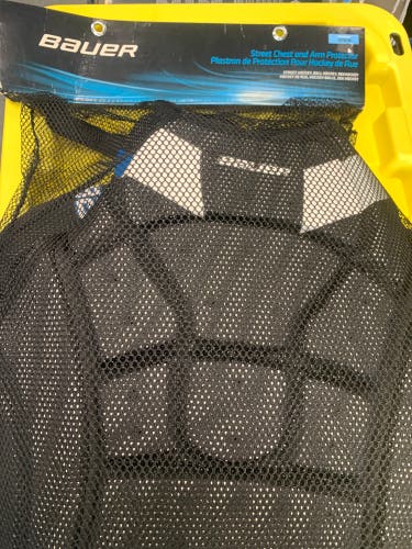 New Senior Goalie Chest Protector