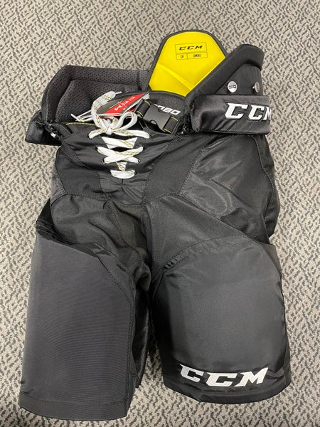 CCM Tacks 9080 Black Senior Small Breezers