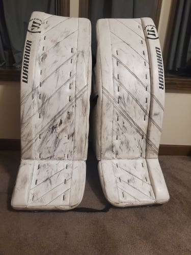 Used 33" Warrior Ritual G4 Goalie Leg Pads
