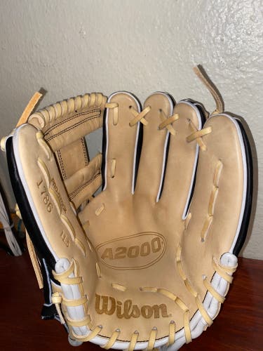 2020 Wilson A2000 1786 Model