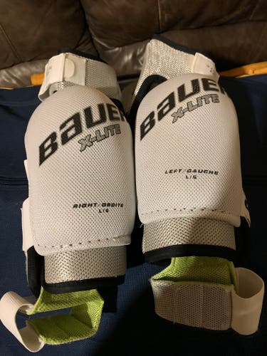 New Bauer X-Lite Elbow Pads