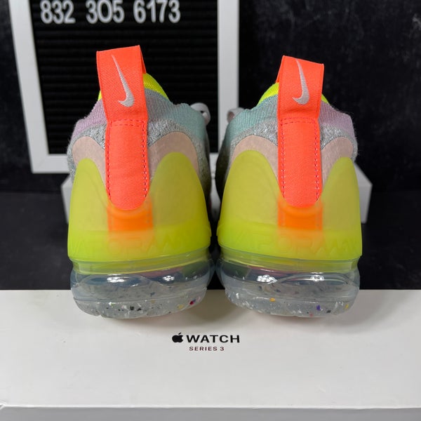 tempo Fuld Jane Austen NIKE AIR VAPORMAX 2021 FLYKNIT NEON WOMENS RUNNING SHOES SIZE 5.5 GRAY NEW  | SidelineSwap