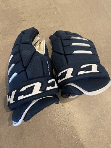 CCM 14" Tacks 4 Roll Pro Gloves