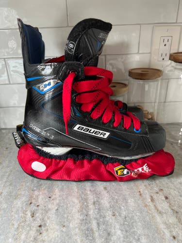 Bauer Regular Width Pro Stock Size 8.5 Hockey Skates