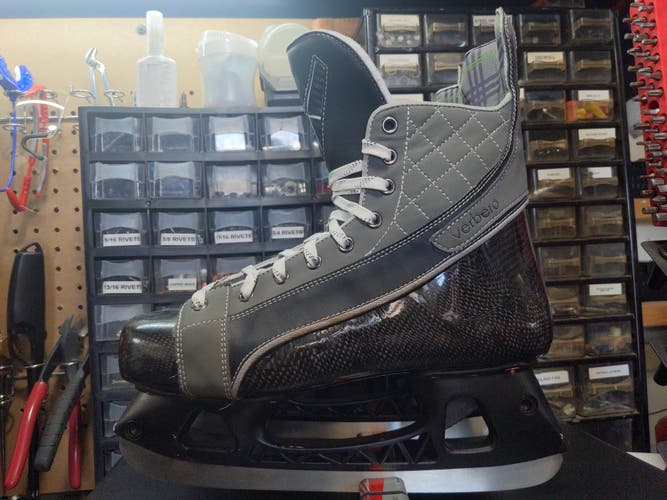Senior Used Verbero VORTEX Hockey Skates Regular Width Size 8