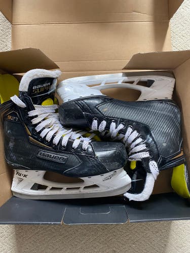 Used Bauer Regular Width Size 7.5 Supreme S27 Hockey Skates