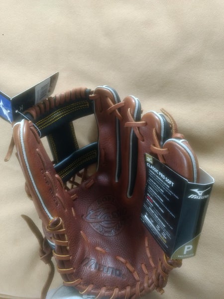 New Mizuno Right Hand Throw Infield Classic Pro Soft Baseball Glove 11.75"