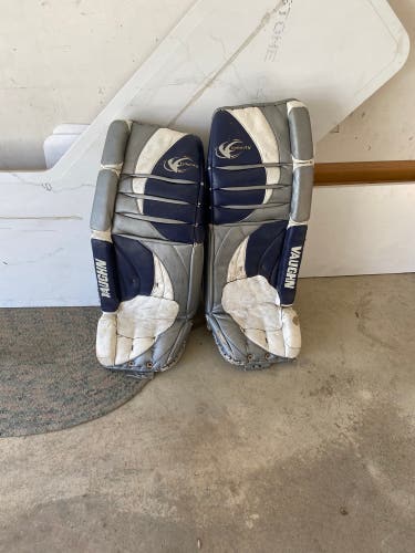 Used 34" Vaughn  Velocity V2 Goalie Leg Pads