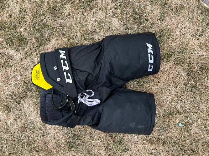 Senior Medium CCM Tacks 9080 Hockey Pants