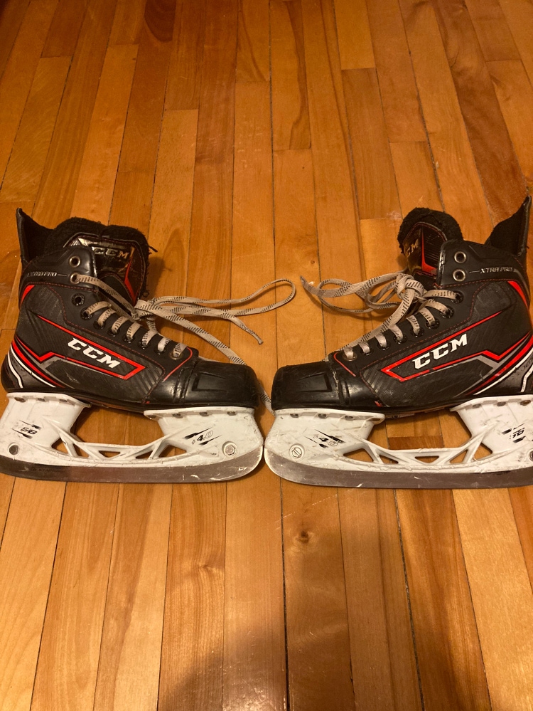 Used CCM   Size 5 xtra pro Hockey Skates