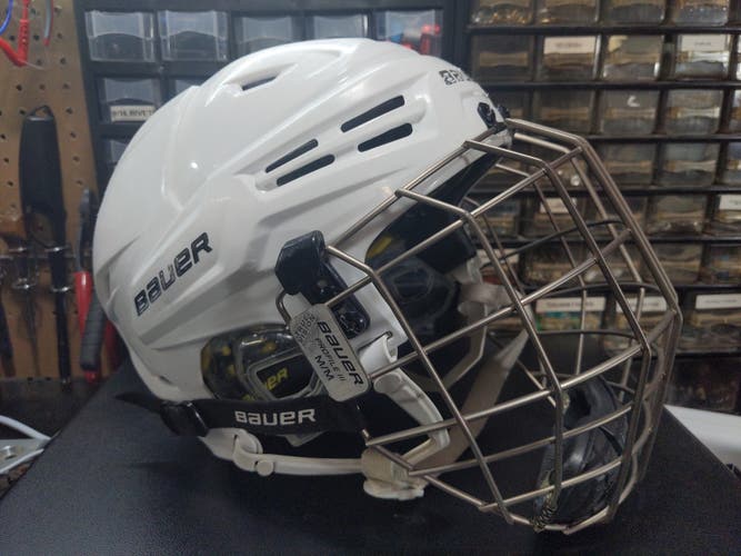 Used Small Bauer Re-Akt Helmet