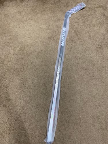 P92 77 Flex Senior Right Handed Vapor Hyperlite Hockey Stick