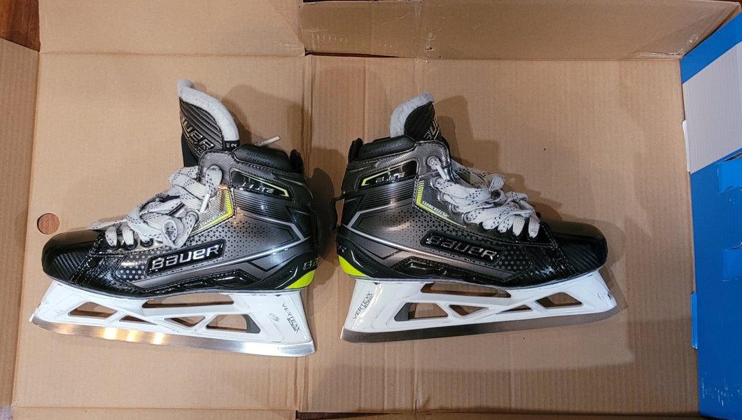 Sr. Bauer Elite Hockey Goalie Skates Size 8.5 w Vaughn V9 Int. Large Goalie Pants.