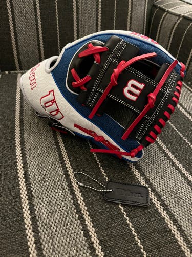 2022 MOOKIE BETTS WILSON A2K 1786SS GM 11.5" INFIELD BASEBALL GLOVE - IG EXCLUSIVE - NWOT’s