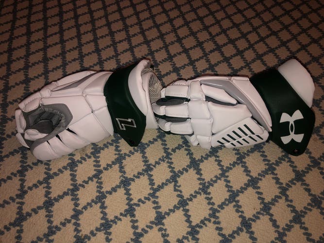 Loyola College Mens Lacrosse Gloves #13