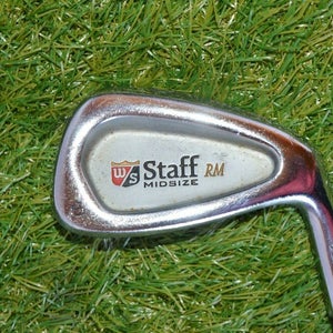 Wilson Staff	Midsize RM	6 Iron 	Right Handed 	37.5"	Steel 	Stiff	New Grip