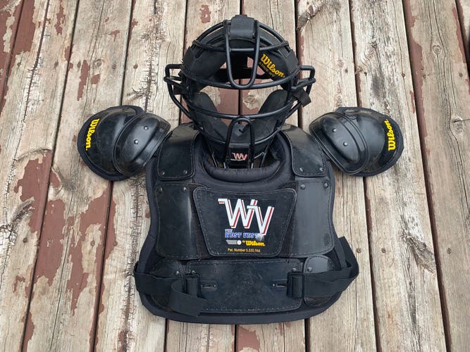 Wilson West Vest Umpire Chest Protector Face Mask