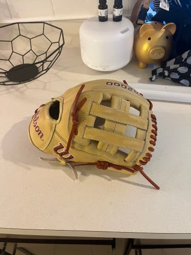 Infield 11.5" A2000 Baseball Glove
