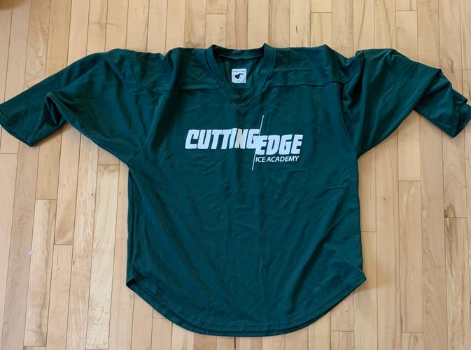 Cutting Edge Ice Acadmey Green Used Medium  Jersey