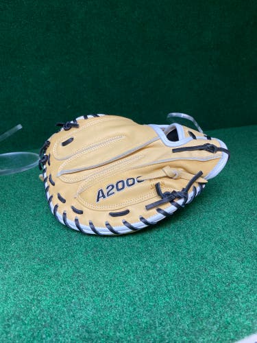 Catcher's 33" A2000 Baseball Glove