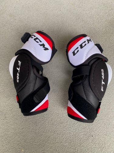 Used Medium CCM JetSpeed FT485 Elbow Pads