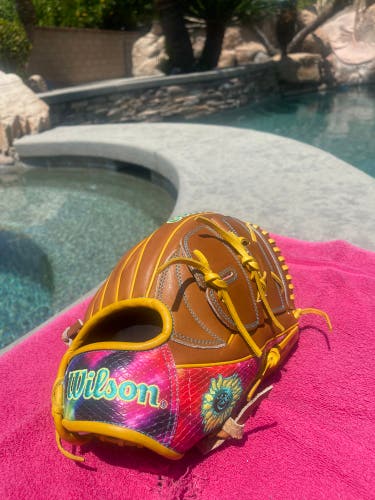 New Wilson A2000 12" Mike Clevinger Model - March 2022 GOTM - Read Description