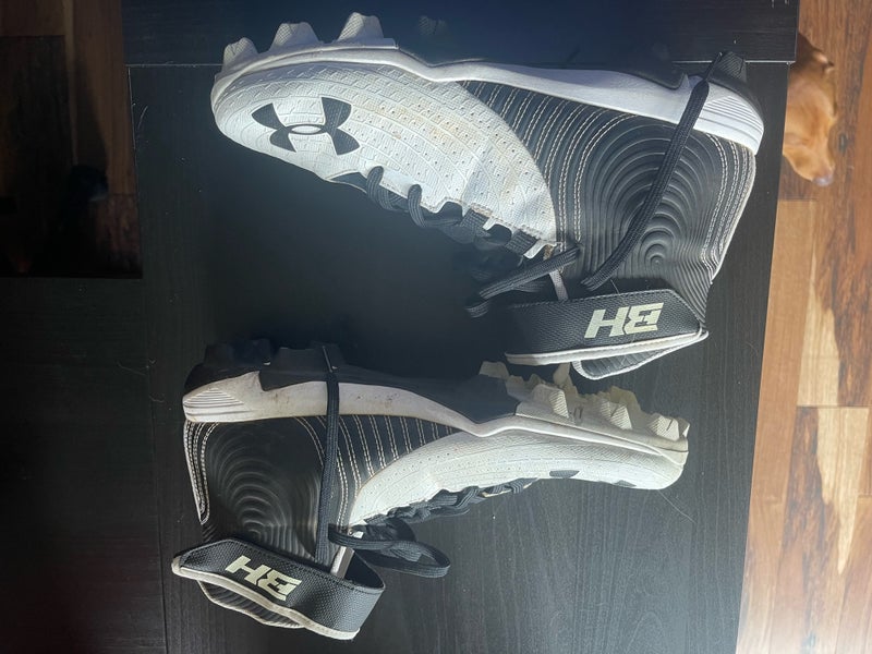 White Adult Men's Used Size 9.5 (Women's 10.5) Molded Cleats Under Armour High Top Bryce harper