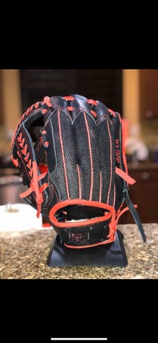 Custom Outfield glove