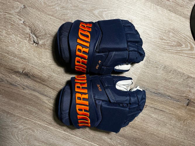 Warrior 14" Pro Stock Covert QR Pro Gloves