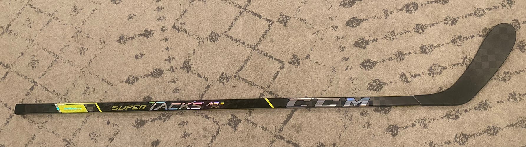Junior Left Hand P28 Super Tacks AS3 Pro Hockey Stick