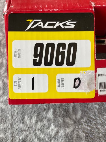 Junior New CCM Tacks 9060 Hockey Skates Regular Width Size 1