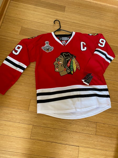 Jonathan Toews Signed Chicago Blackhawks Red Adidas Jersey - NHL