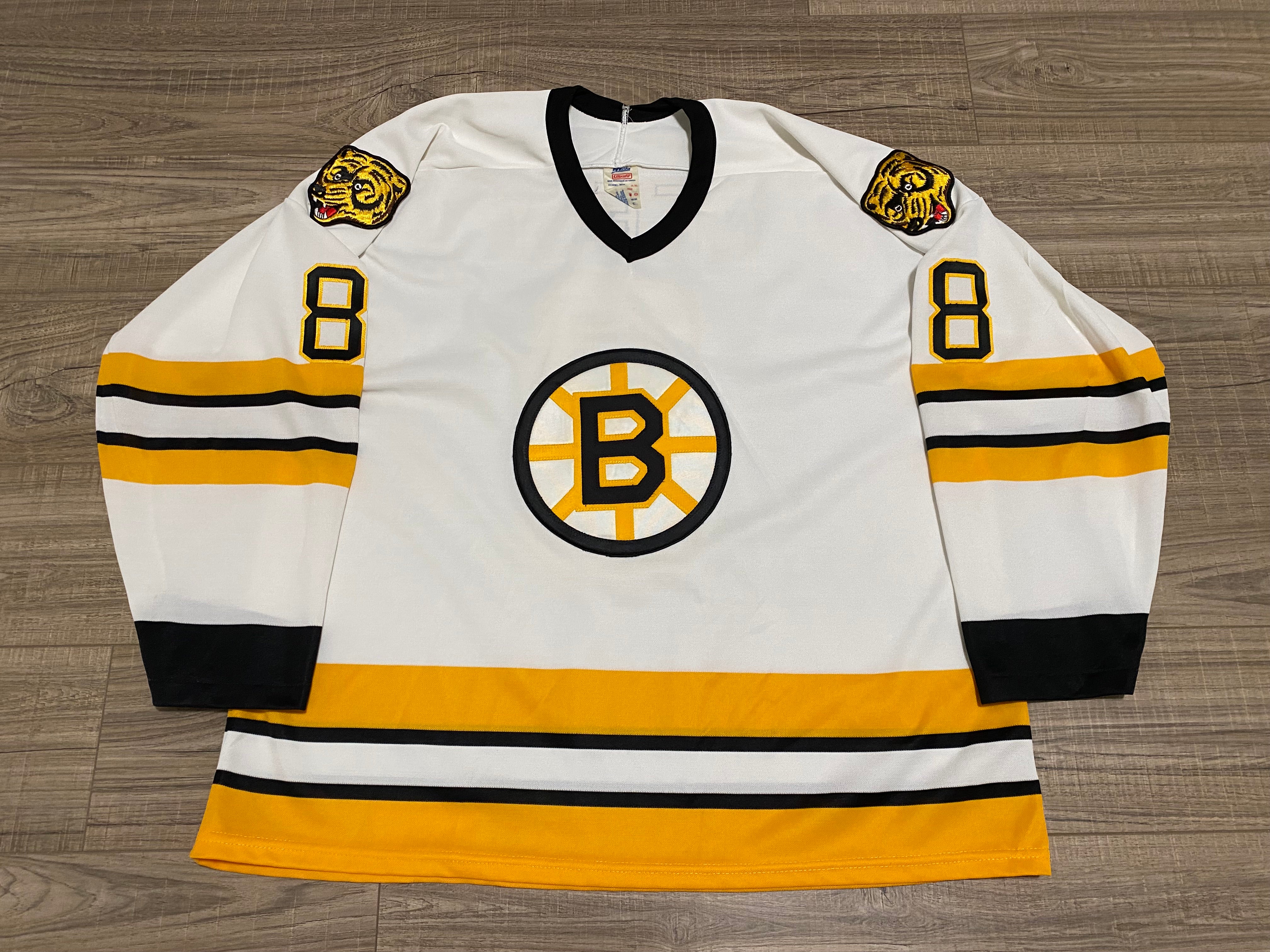 Vintage Boston Bruins CCM Maska Hockey Jersey Size Small Black 90s NHL –  Throwback Vault