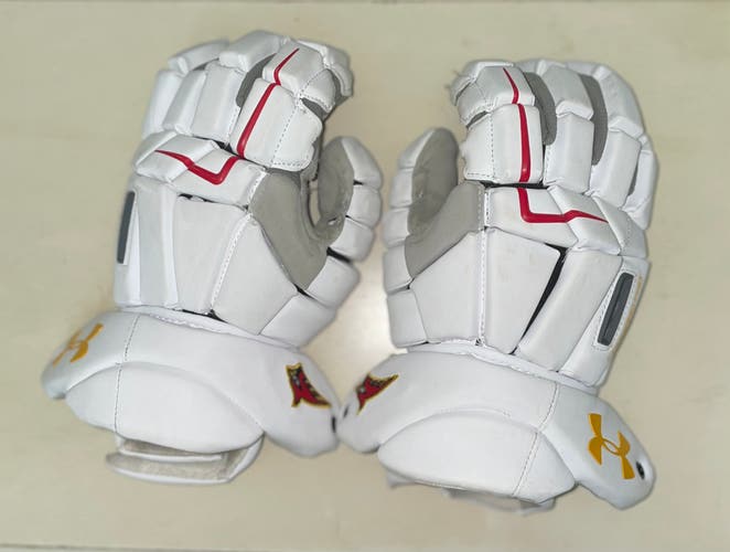 Calvert Hall Team Issued Used Player's Under Armour 13.5" Command pro 3 Lacrosse Gloves