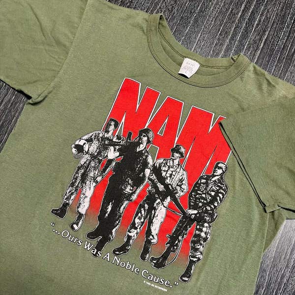 Vietnam War T Shirt Men Medium Adult Green Noble Cause Vintage 80s