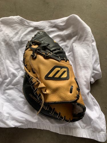 Used Left Hand Throw 32.5" Catcher's Glove