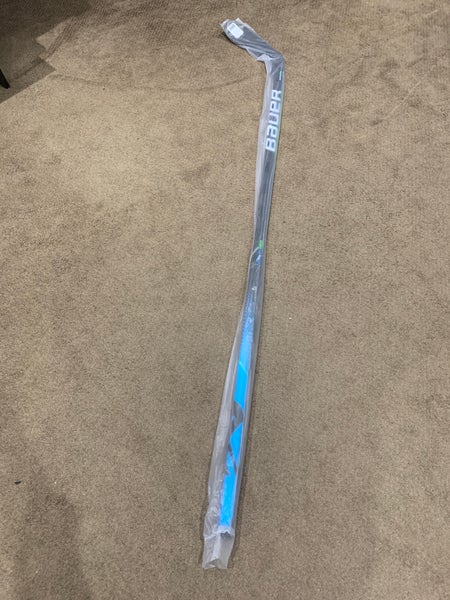 P28 70 Flex Senior Left Hand Nexus Geo Hockey Stick