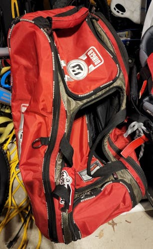 NO ERRORS DINGER PLAYER'S BAG