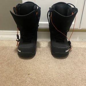 Unisex Size 7.0 (Women's 8.0) Thirty Two Medium Flex Snowboard Boots