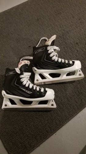 CCM Ribcor 40k goalie skates size 1.5