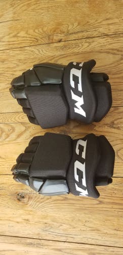 New CCM HG42PP Gloves 13" Pro Stock