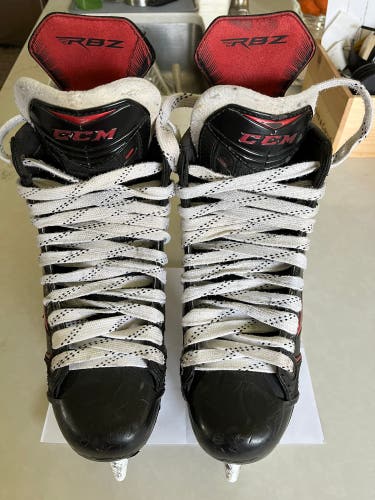 CCM RBZ senior skates size 8 (shoe size 9.5)