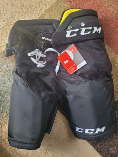 Senior Medium CCM Tacks 9080 Hockey Pants