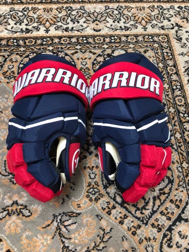 New Warrior 14" Alpha Pro Gloves Red/White/Blue