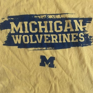 University Of Michigan Large  Shirt