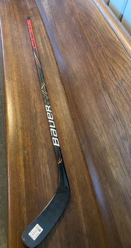 Senior Right Handed P88  Vapor 2X Pro Hockey Stick