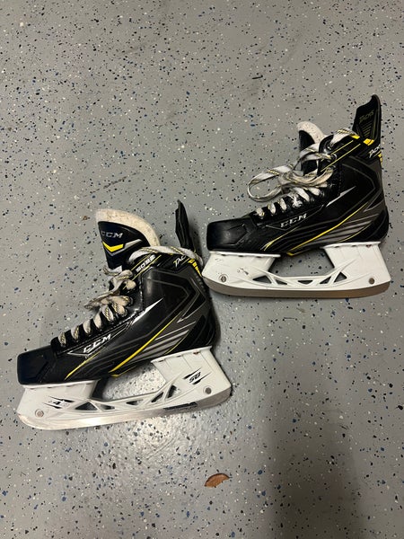 Used CCM Regular Width Size 8 Tacks 5092 Hockey Skates