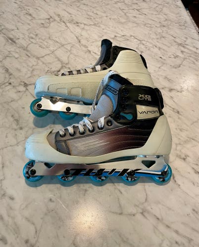 Like New Bauer VAPOR XG LITE 10.5 Inline Goalie Skates