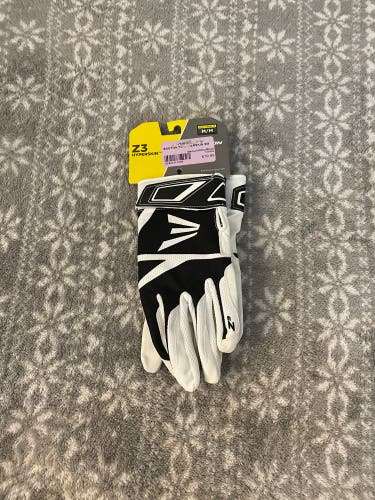 New Adult Medium Easton Z3 Hyperskin Batting Gloves